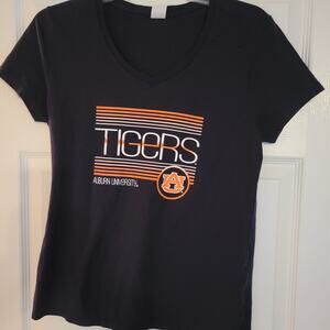 Woman's Auburn Shirt Size M Auburn Logo Tigers multi colored.